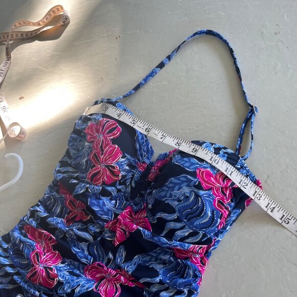 Lilly Pulitzer Farlee One Piece Swimsuit in Low Tide Navy Its Ofishell Size 6 - Picture 9 of 10